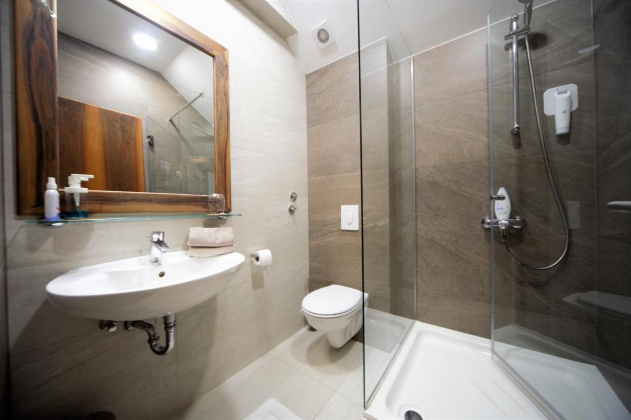 B&B Noce Ζάγκρεμπ Εξωτερικό φωτογραφία