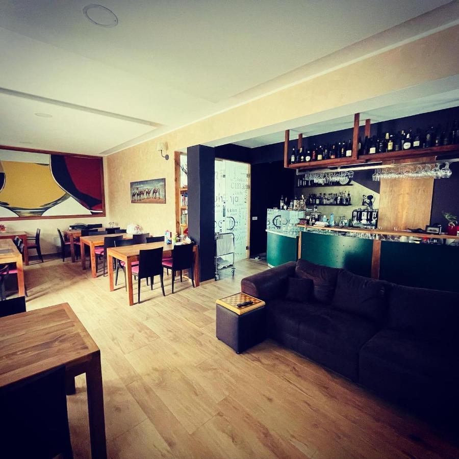 B&B Noce Ζάγκρεμπ Εξωτερικό φωτογραφία