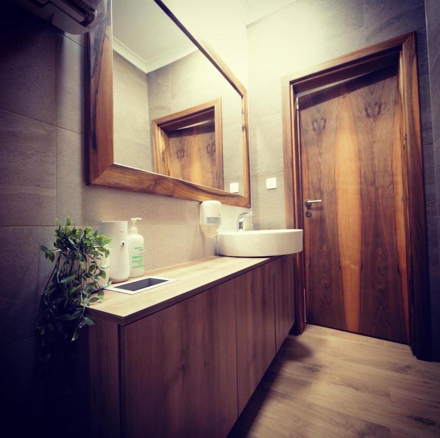B&B Noce Ζάγκρεμπ Εξωτερικό φωτογραφία